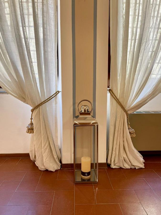 Piazza Della Signoria Jewel Apartment ฟลอเรนซ์ ภายนอก รูปภาพ